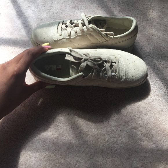 Fila low tops - Picture 3 of 4