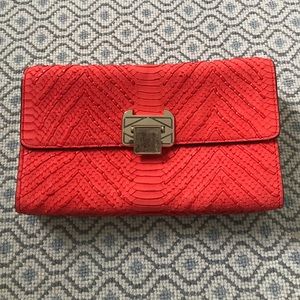Printed clutch with tags