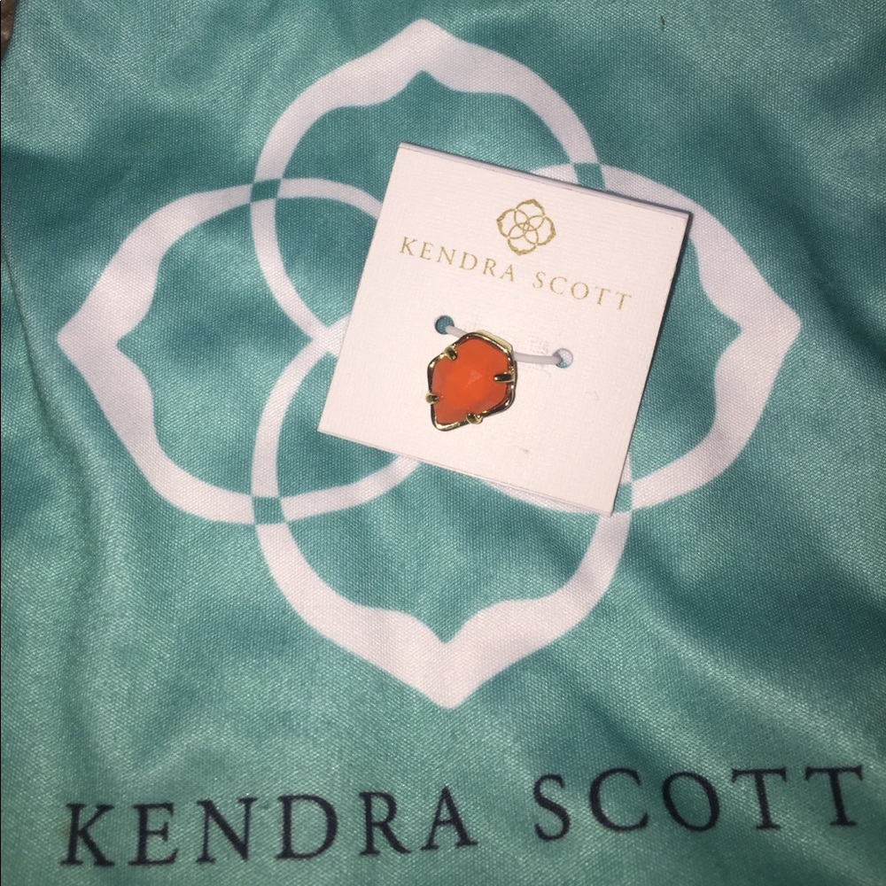 Kendra Scott orange charm!
