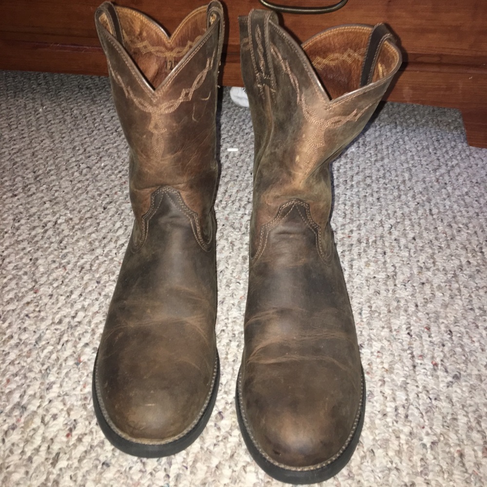 ARIAT cowboy boots (size 12)