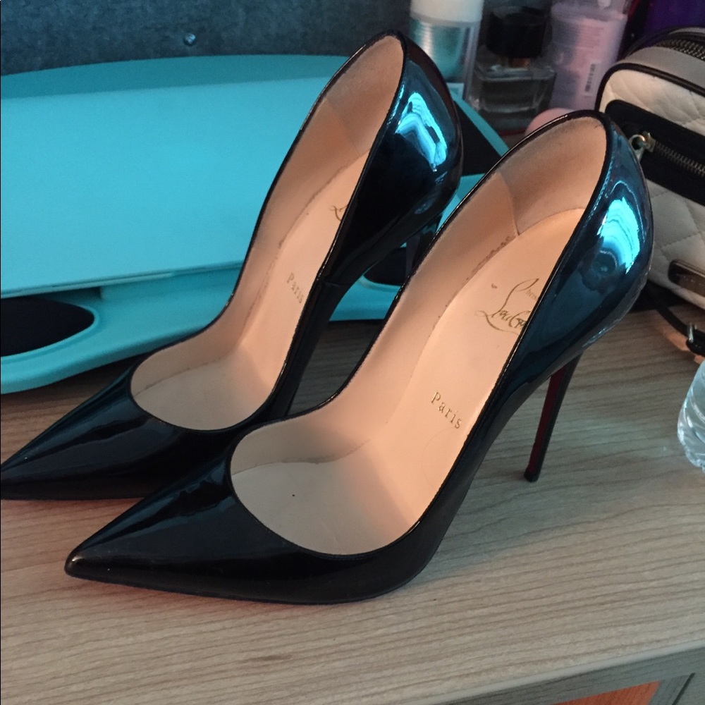 Christian Louboutin So Kate