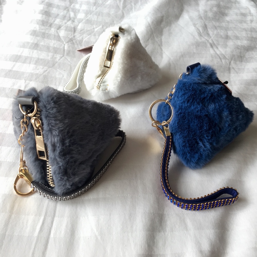 Faux Fur Pyramid Coin Purse