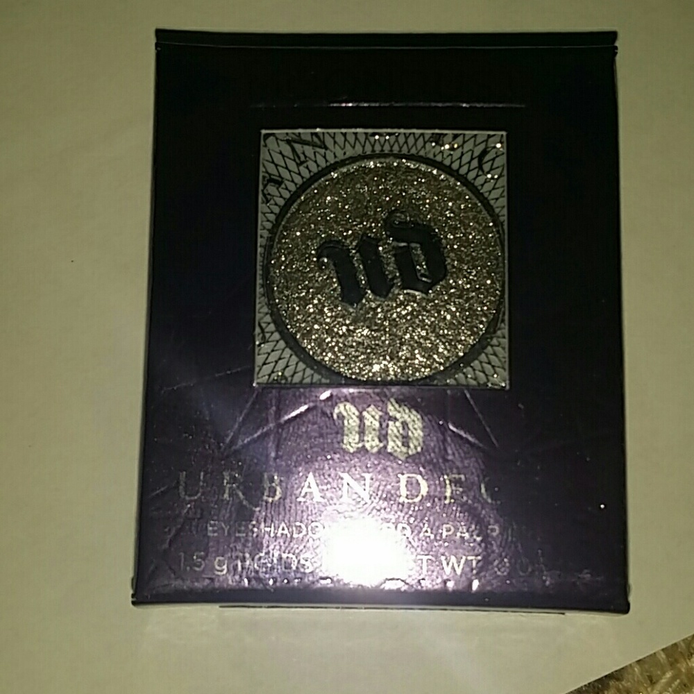 Urban Decay Moondust Eyeshadow