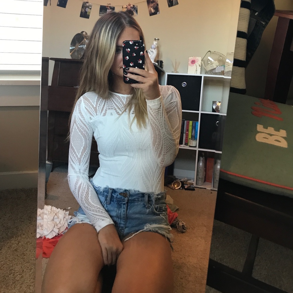FOREVER 21 - Laser Cut Bodysuit