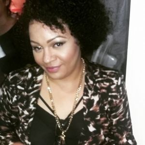 Meet your Posher, Joni