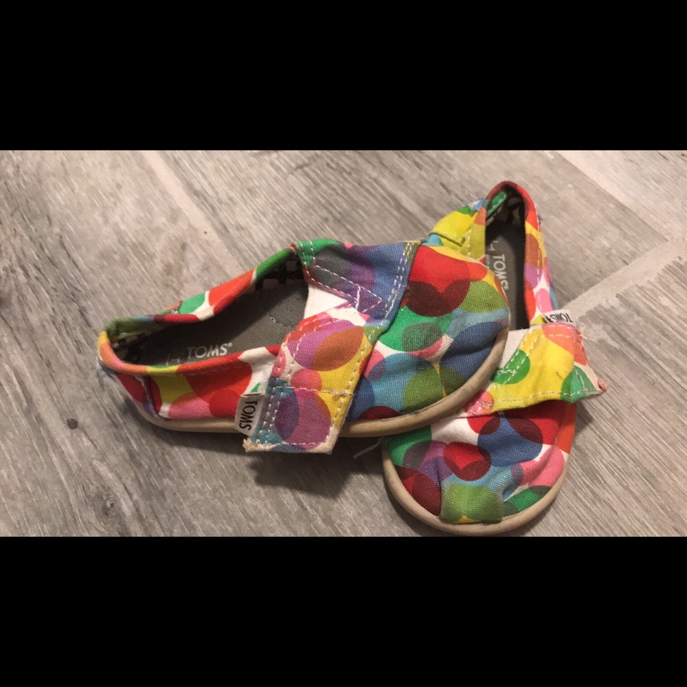 Tiny toms rainbow bubbles