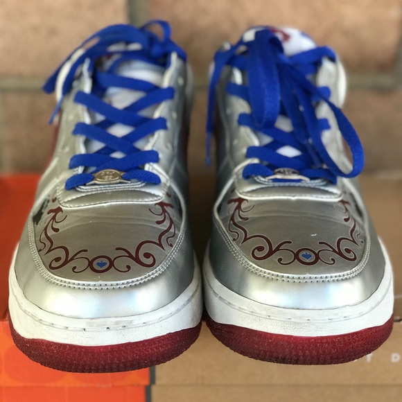 Nike ❌SOLD❌ - Picture 2 of 4