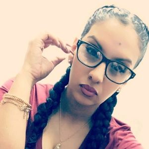 Meet your Posher, Rose