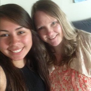 Meet your Posher, Cindy