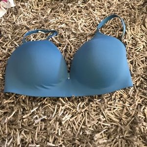 Gap body bra