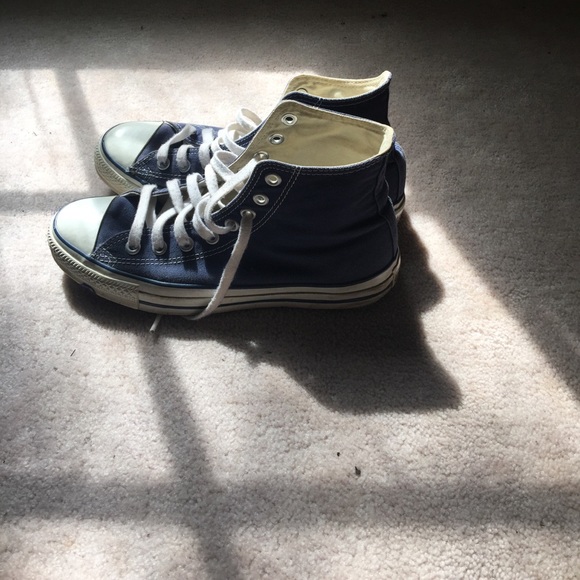Navy high top converse - Picture 2 of 4