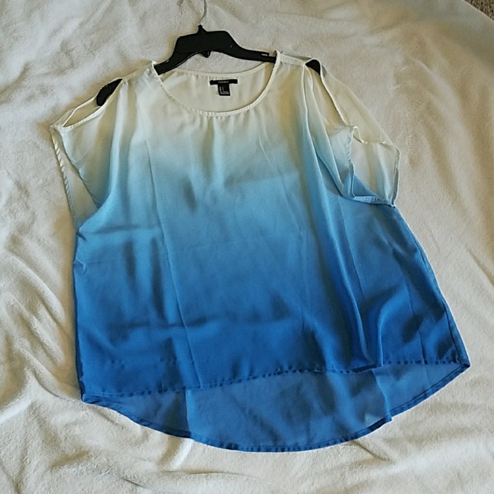 Open Shoulder Ombre Top
