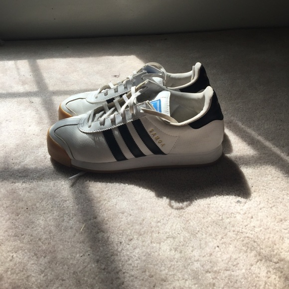 Samoa black and white adidas - Picture 3 of 5