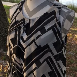 New Directions Womans Size M Black White Polyester