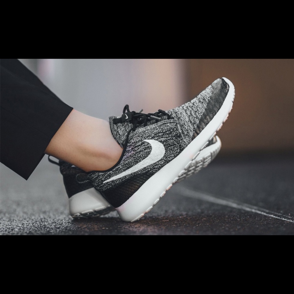 Nike Roshe Flyknit