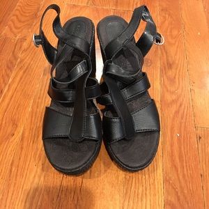 Sonoma Black Wedges