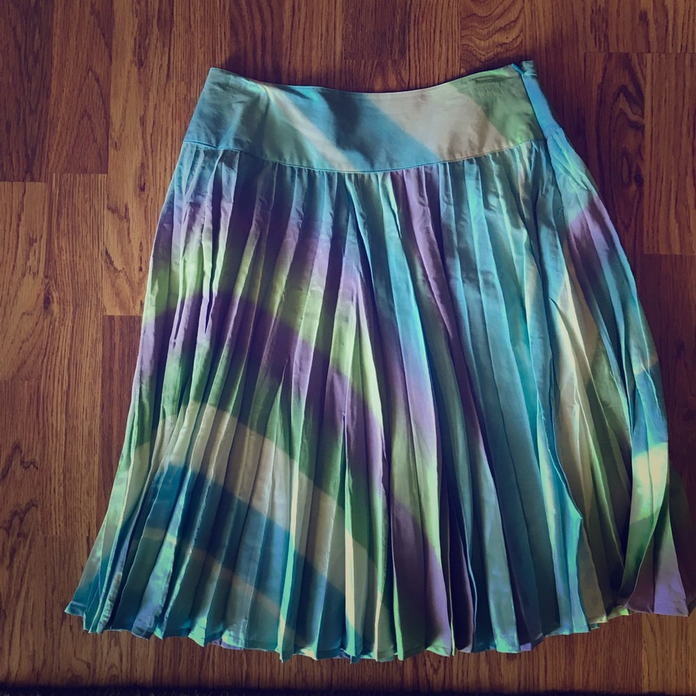 Pleated silk skirt