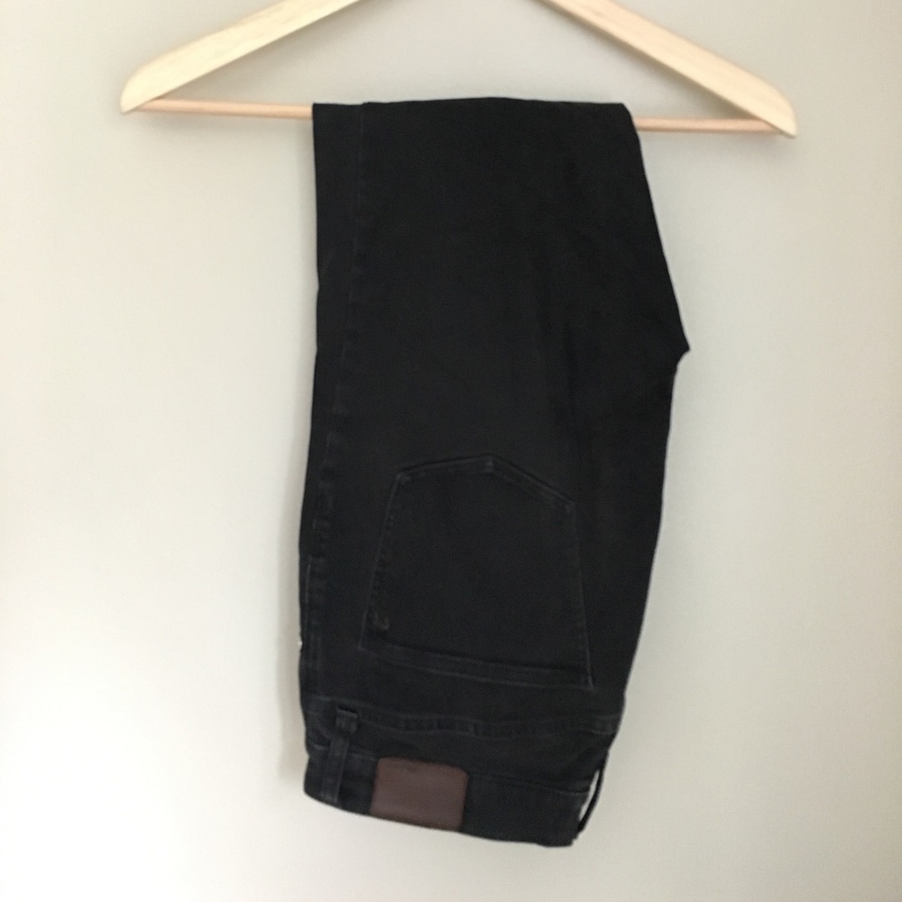 Black High-Rise Madewell Skinnies