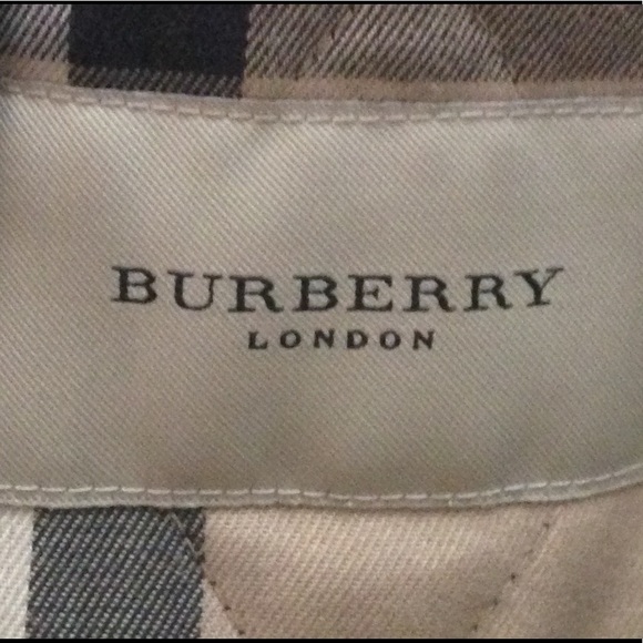 Burberry Quilted Jacket - Size M - Picture 7 of 9