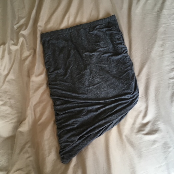 Gray Basic Skirt - Picture 3 of 5