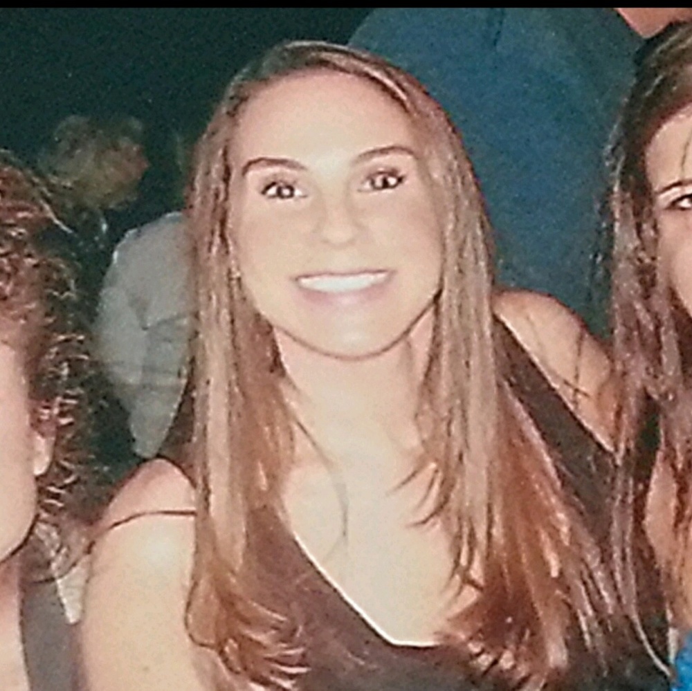 Meet your Posher, Andrea