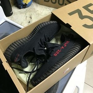 yeezy boost 350 v2 "breds" size 10