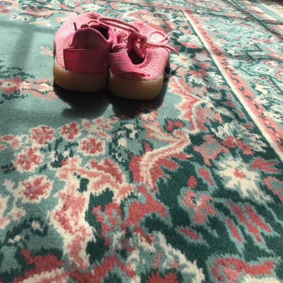 Led light up shoes - Picture 2 of 4