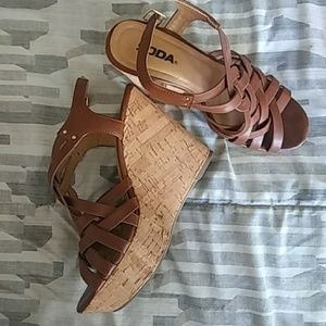 Platform Wedges