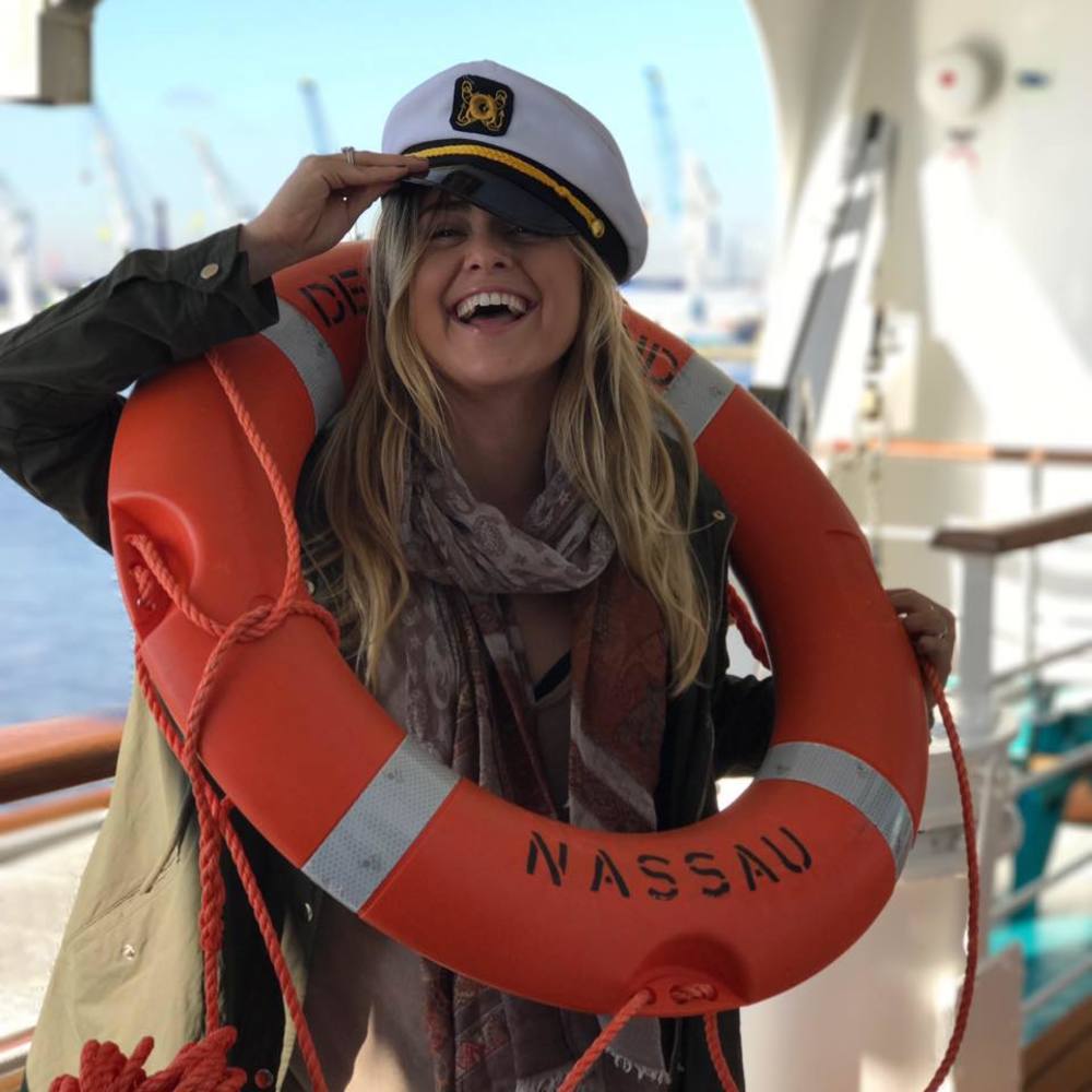 Meet your Posher, Emily