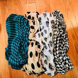 ✨SCARF BUNDLE!! ✨🍁🍁🍁