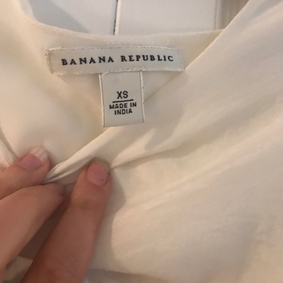Banana Republic Embroidered Top - Picture 3 of 5