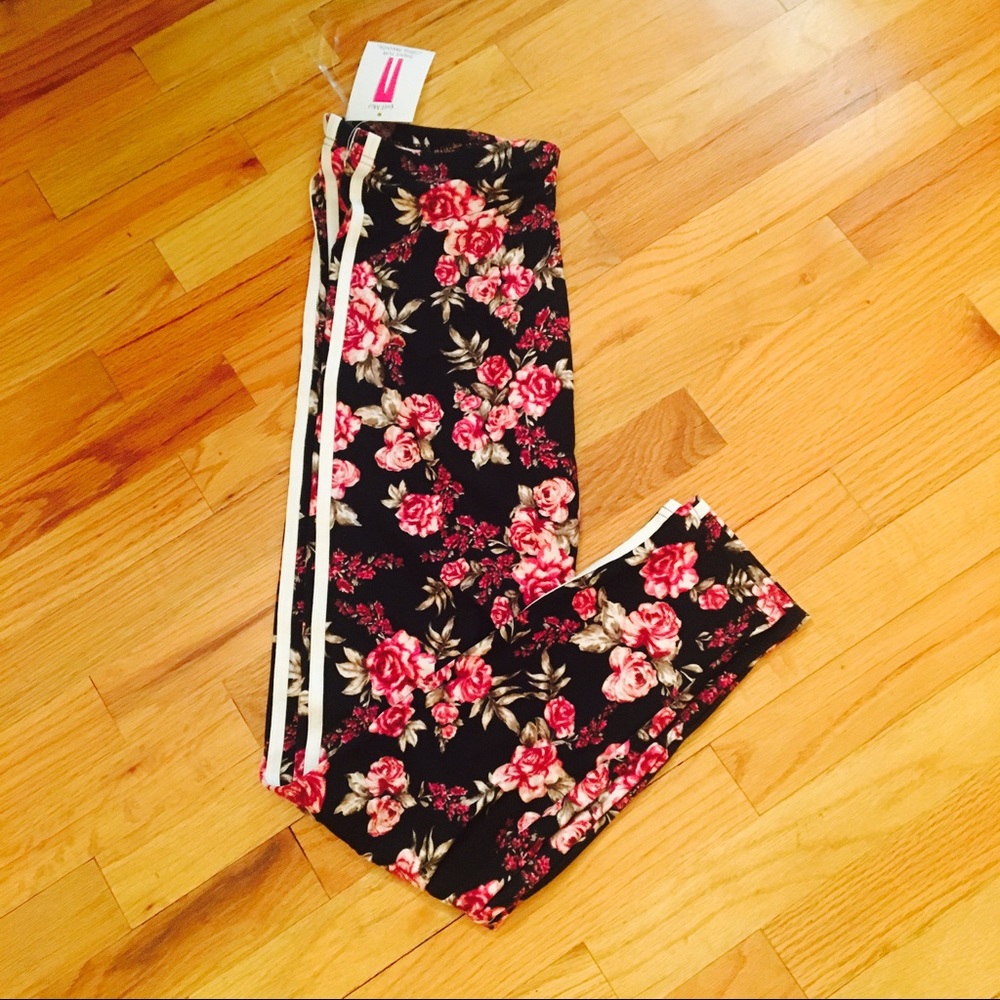 Soft Floral Leggings with stripe-L