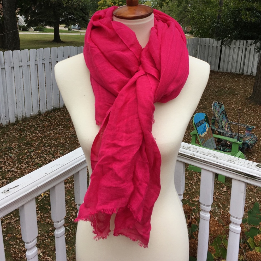 Gorgeous bright pink linen scarf
