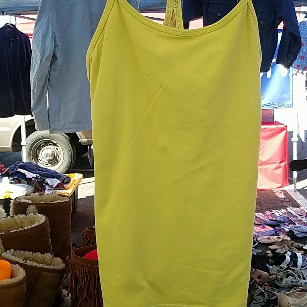 Lululemon sport shirt