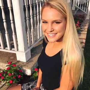 Meet your Posher, Rachel