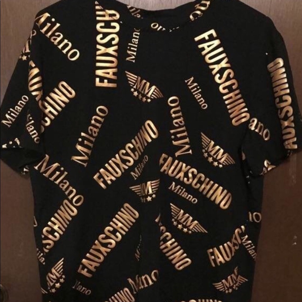 moschino tee