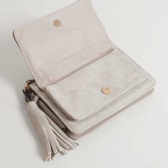 Peyton Studded Purse Wallet - Picture 4 of 8