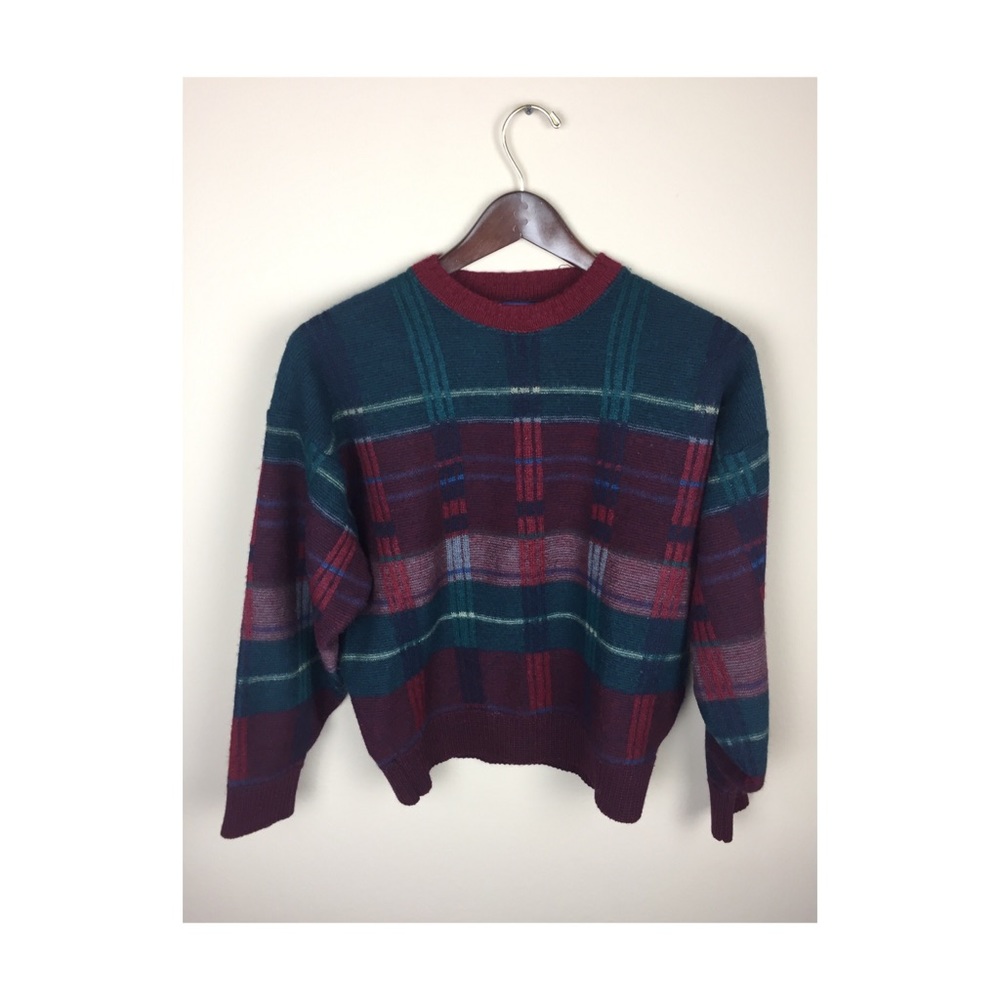 AMAZING WOMENS WINTER SWEATER!