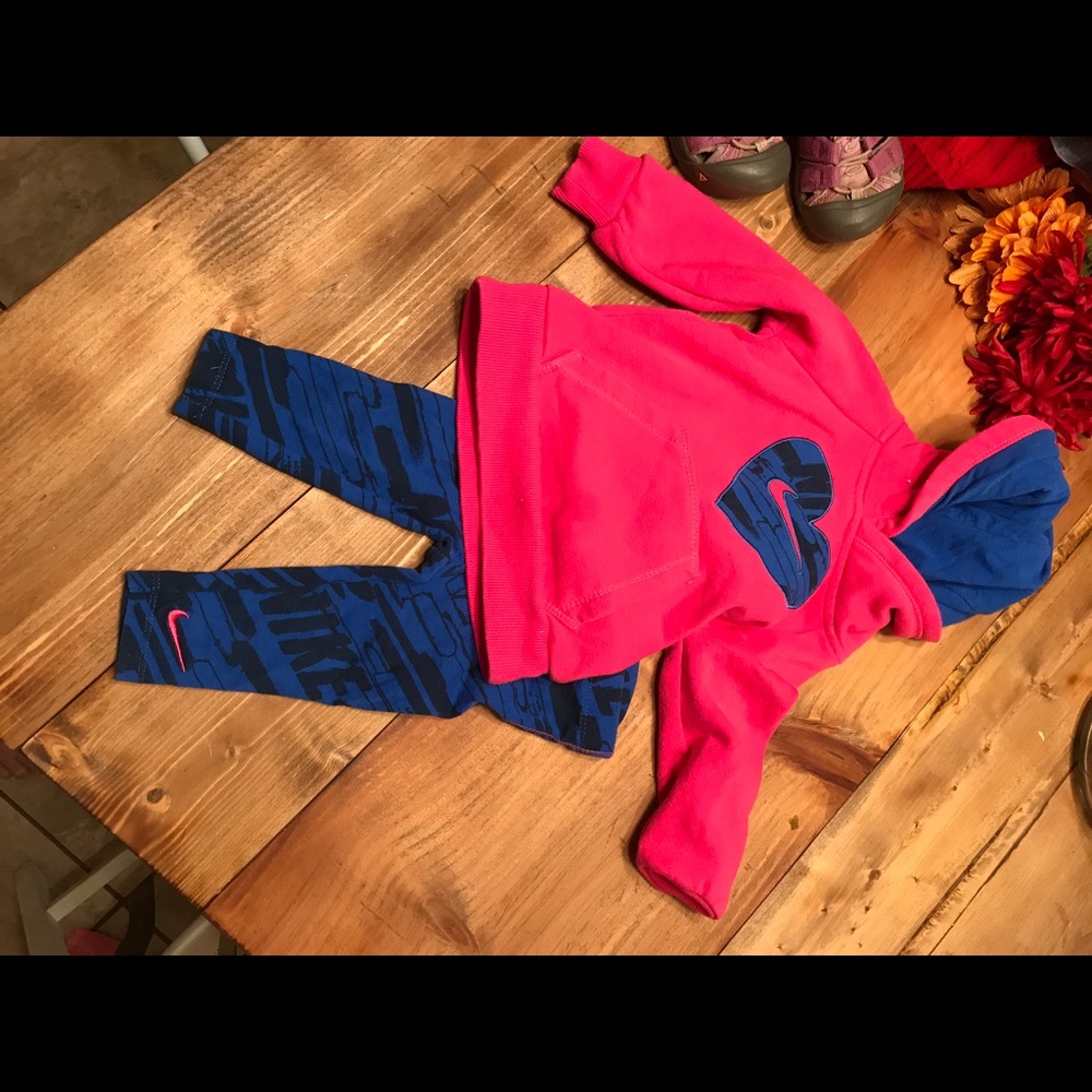 Nike 12month matching set