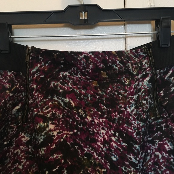 Forever 21 Skirt - Picture 3 of 5