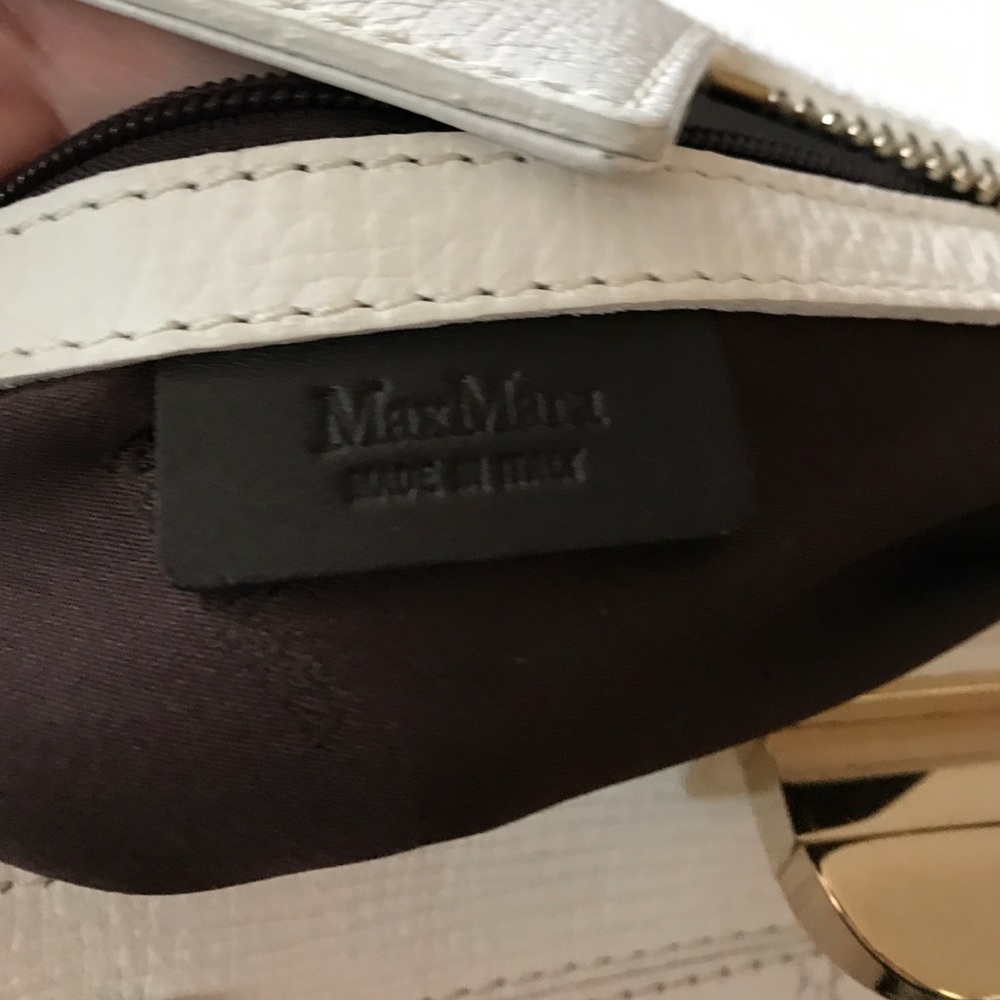 Max Mara white handbag.  Gorgeous!  Excellent cond - Picture 2 of 6