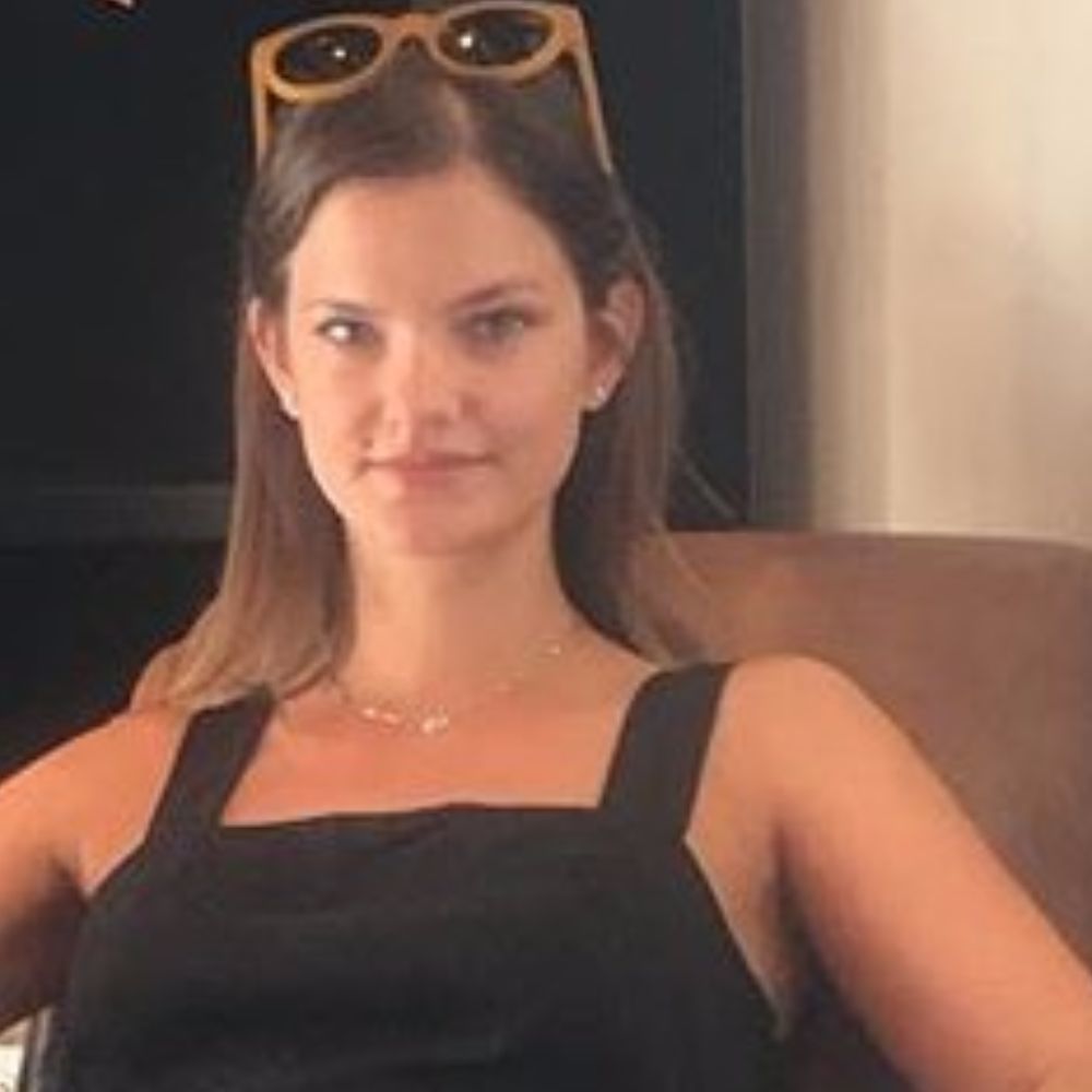 Meet your Posher, Alli