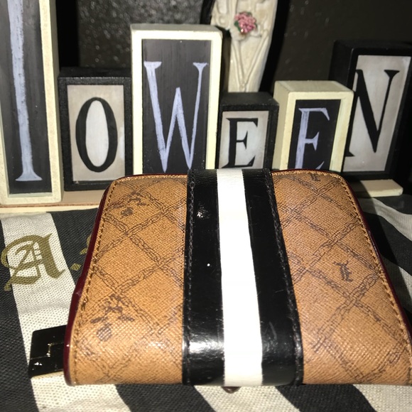 LAMB - Picture 3 of 4