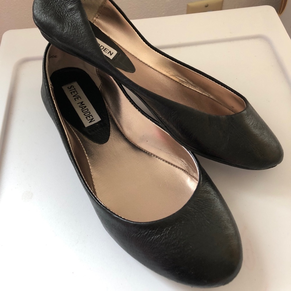 Steve madden black flats