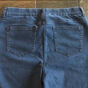 Charter Club Skinny Jeans 12