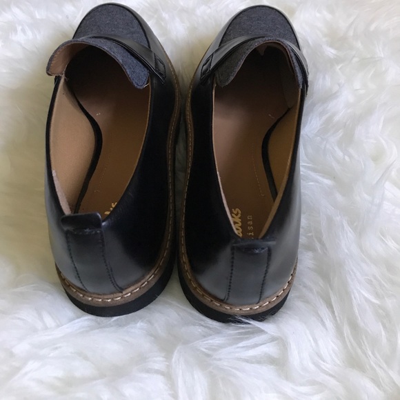 Clarks flat - Picture 3 of 5