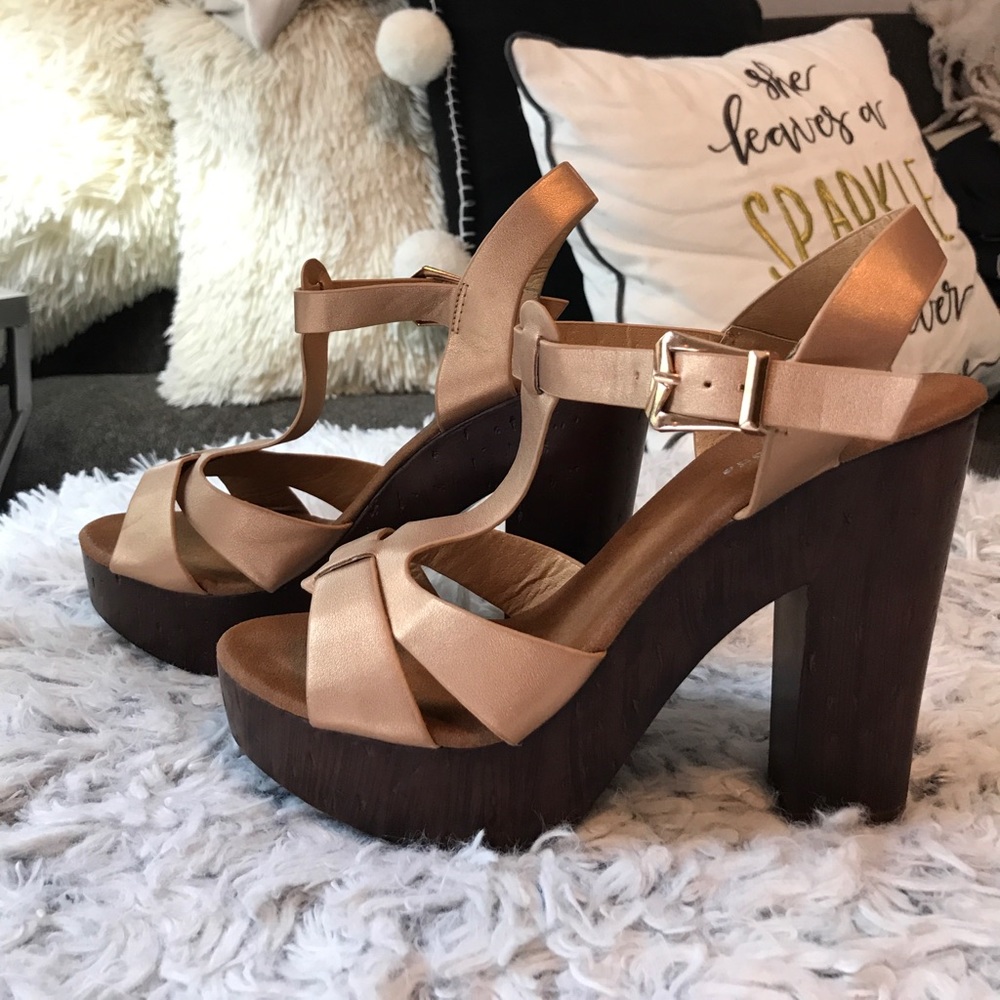 Rose Gold Heels. Size 6.5