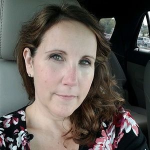 Meet your Posher, Emmie