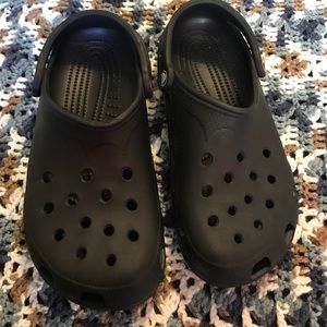 Black Unisex crocs woman's 8/9 men's 6/7
