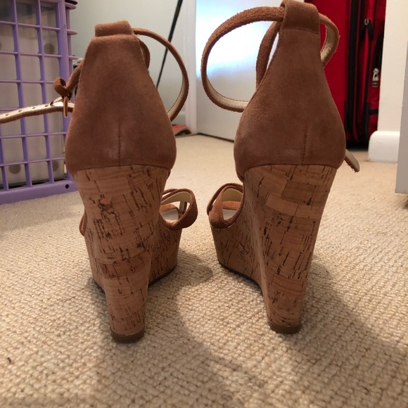 Nine West - Tan suede wedges - Picture 3 of 4